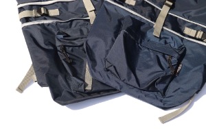 Quarterbag - Navy (2 Sizes)