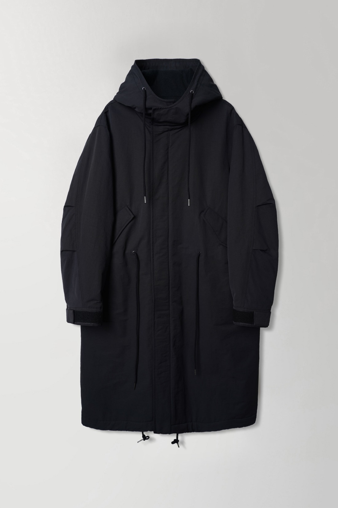 [INTHERAW] TECHNICAL LONG PARKA BLACK